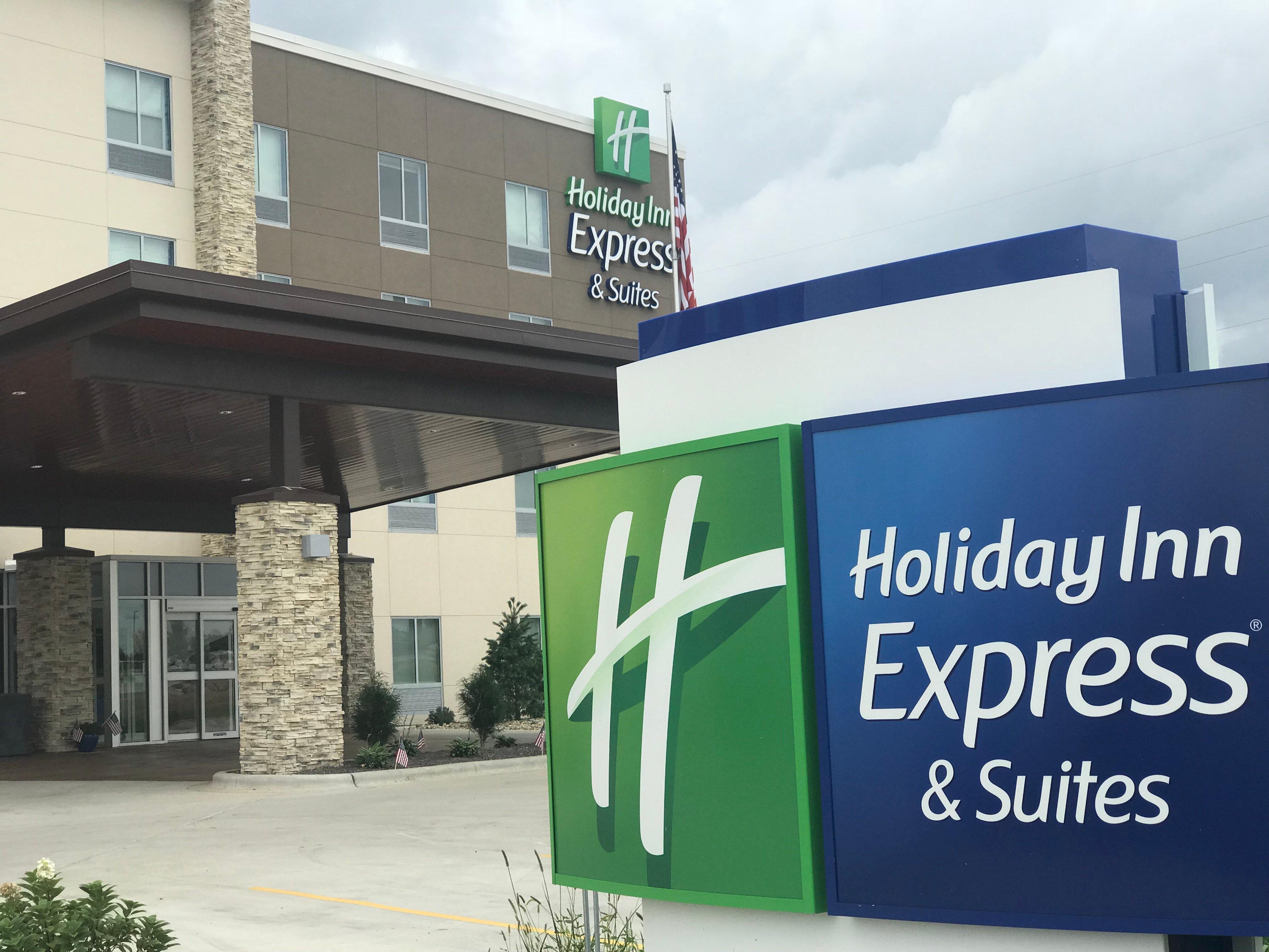 Holiday Inn Express & Suites - Hannibal - Medical Center Esterno foto